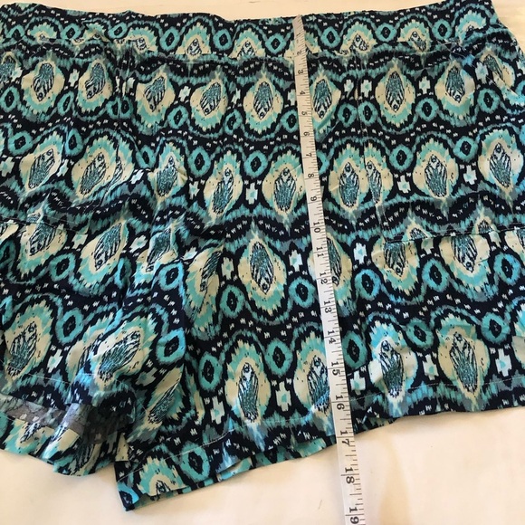 Wildfox Women’s Rayon Relaxed Fit Blue Multicolor Pockets Shorts Plus Size XXL - Picture 10 of 12